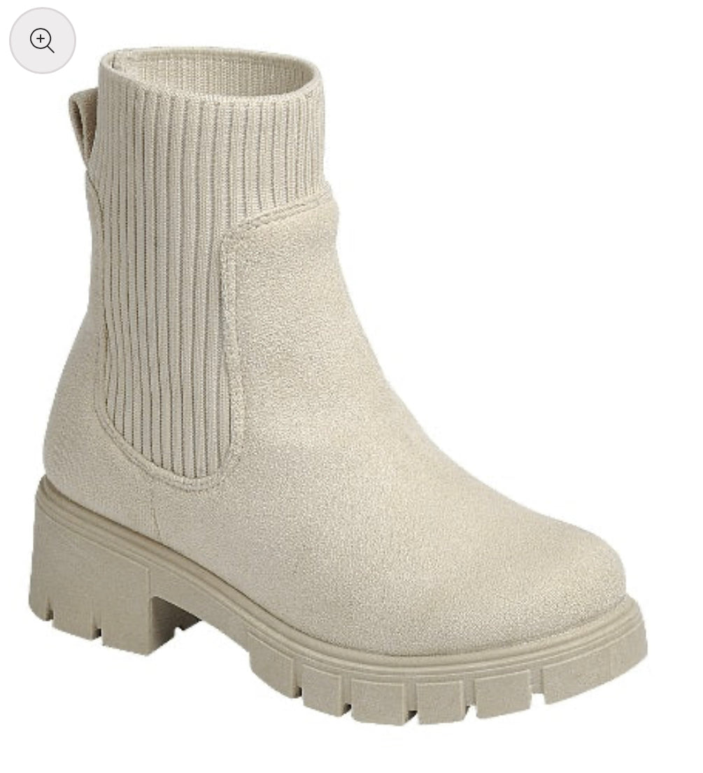 Maddie Chelsea Boots - Stone
