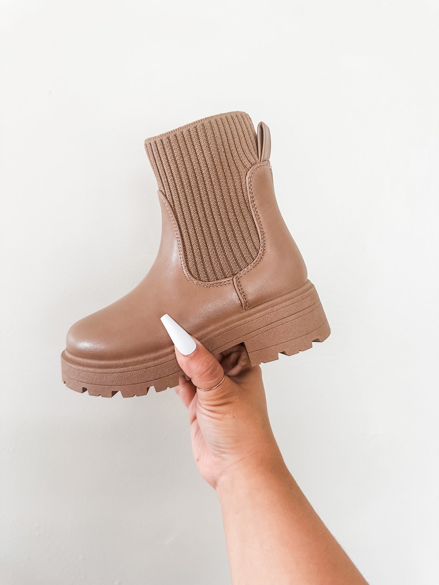 Maddie Chelsea Boots - Taupe