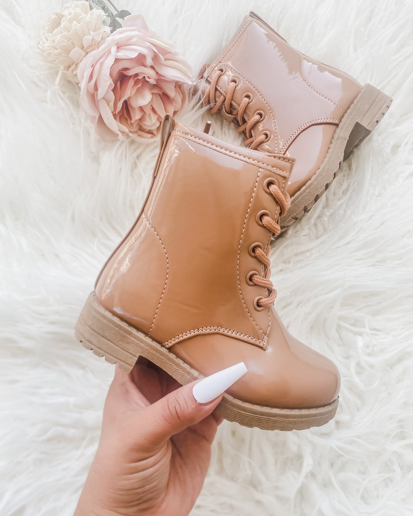 Pretty Little DIva - Camel