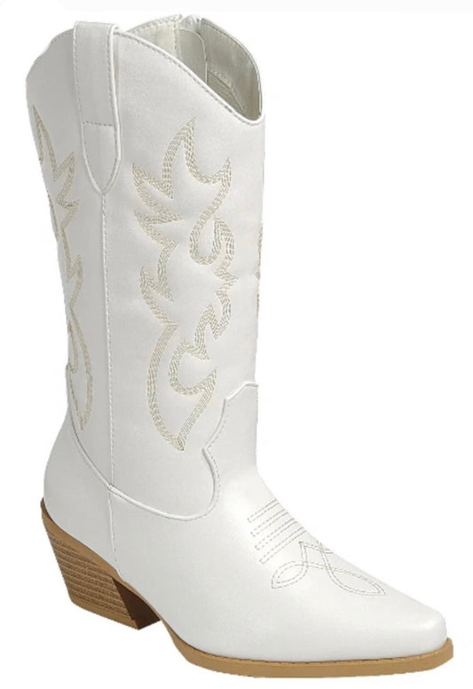 Pretty in White Cowgirl Boots